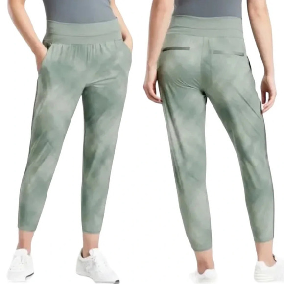 Athleta Pants - Athleta Nolita Slim Tapered Crop Pant Denali‎ Minimalistic Green Gray Size 10